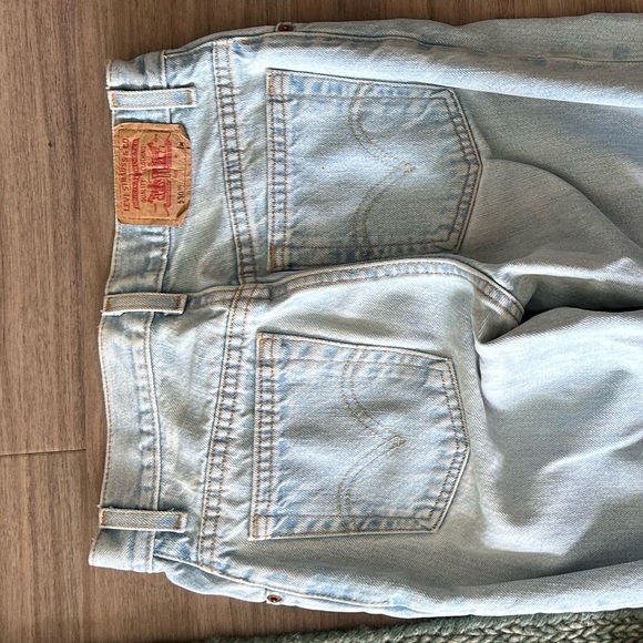 Reworked vintage Levi’s - Picture 2 of 4